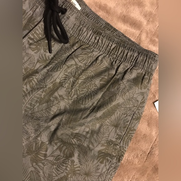 NWT Goodthreads Men’s Swim Trunks - Picture 8 of 16